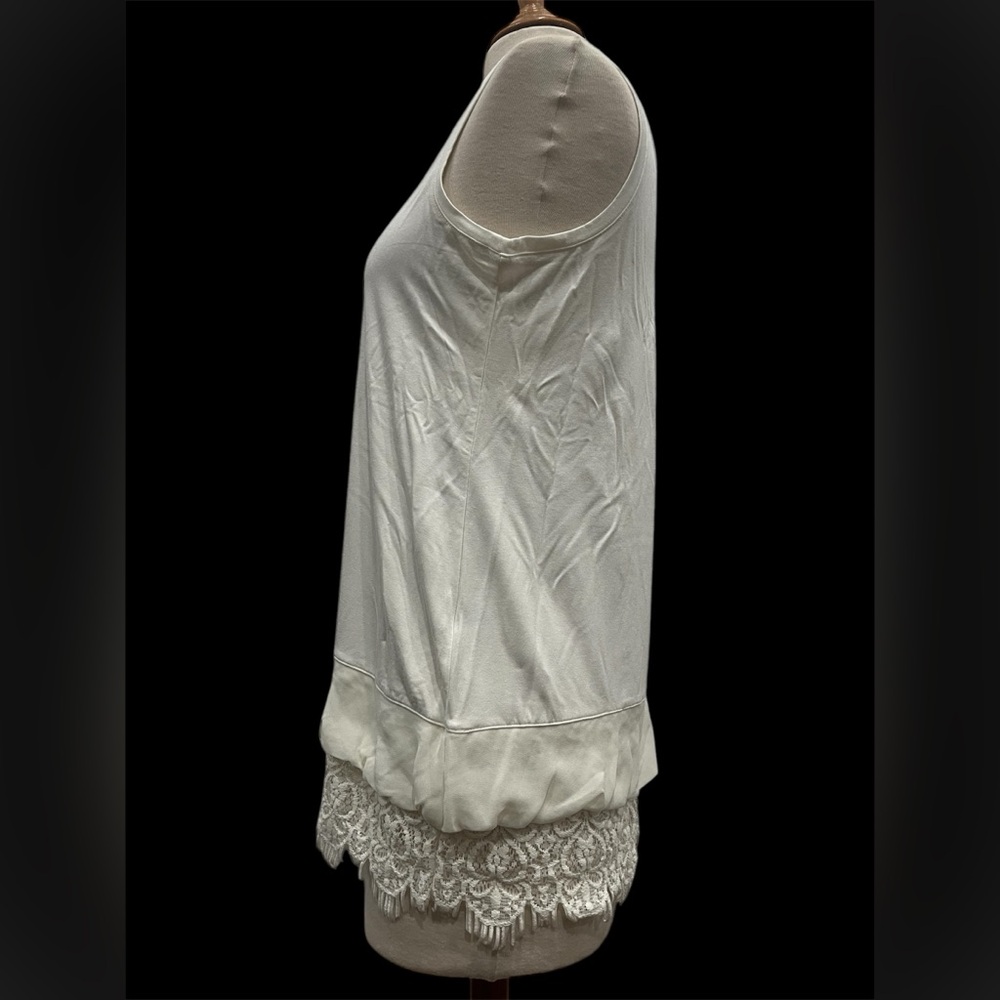 Daisy Fuentes Lace Trim Tank Top. - Picture 4 of 10